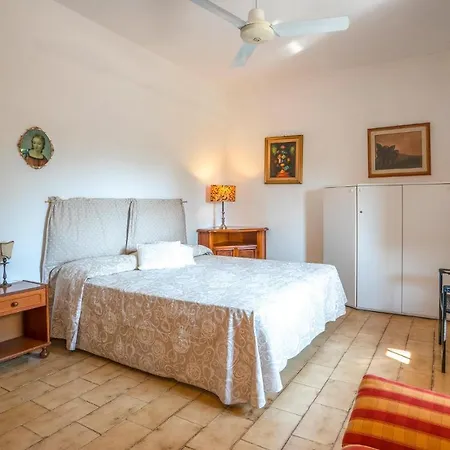 Apartment 3 Bedroom Cozy In Capalbio Scalo *